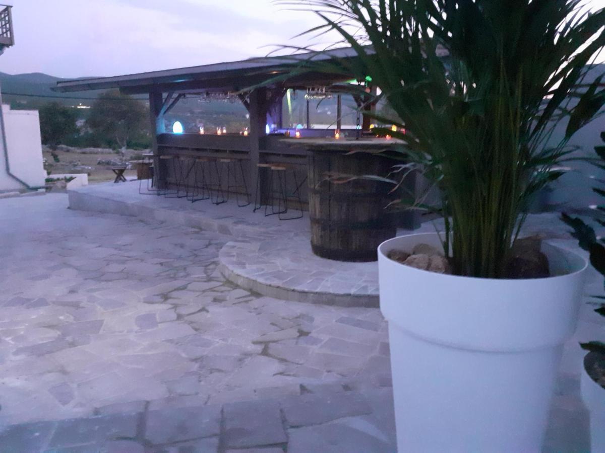 Hotel B&B Mama Mia Obrovac Exterior foto